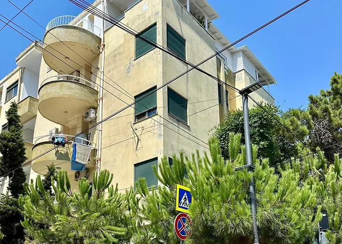 E Apartamento Durrës